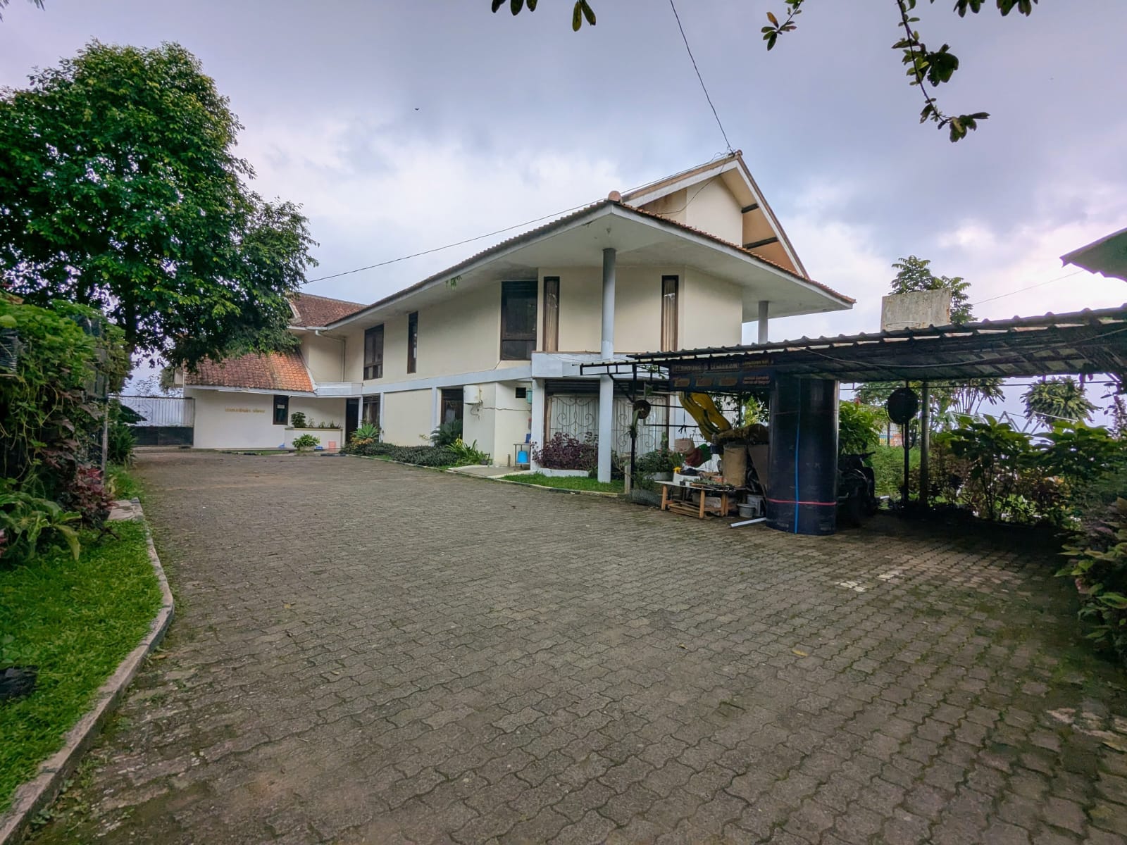 VILLA CISARUA 1