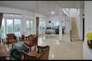 VILLA MEGAMENDUNG 3