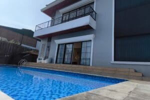 VILLA MEGAMENDUNG 2